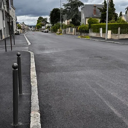 Appartement 2 Chambres,1 Salon Avec Cuisine